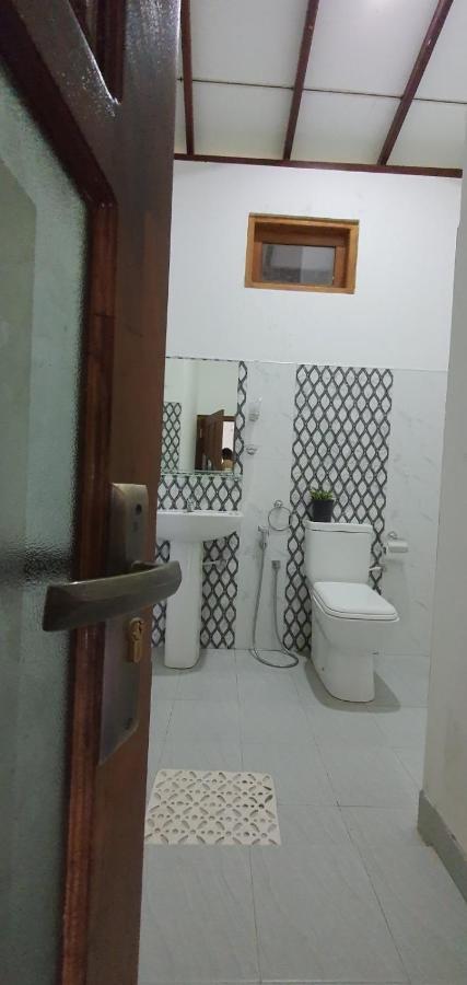 Desire Village Rakwana ภายนอก รูปภาพ